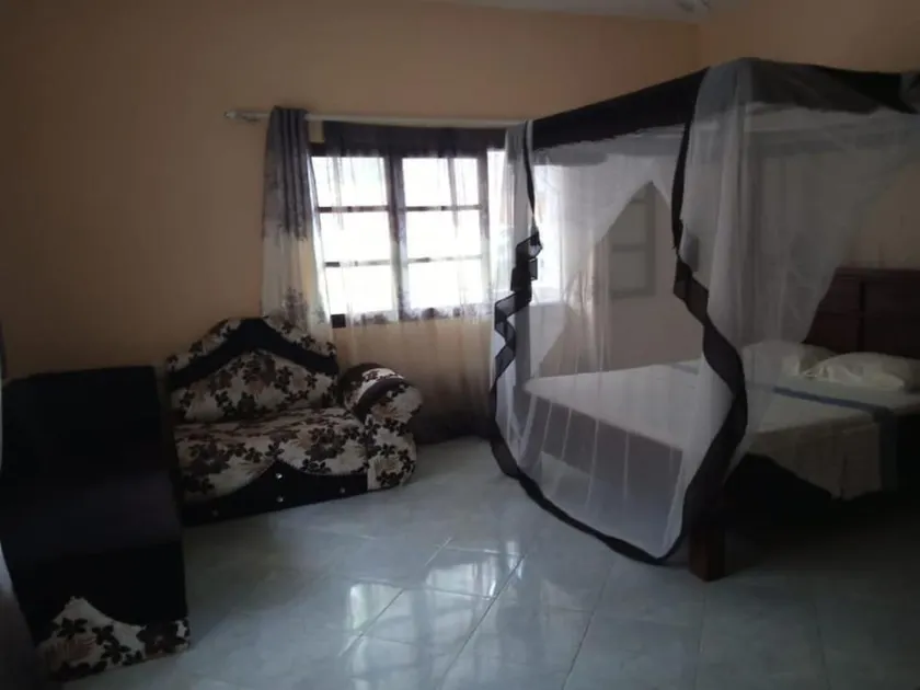 Fahari house - Image 1