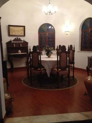 Villa Marfim Lagos Praia Dona Ana - Image 1