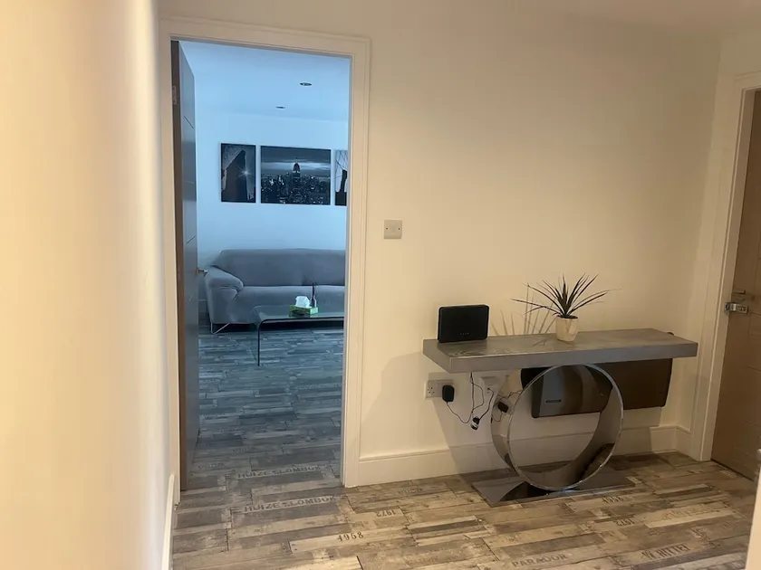 Ashbourne Retreat in Manchester - Image 1