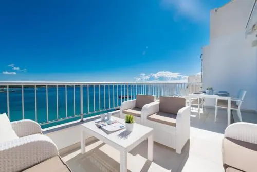 Luisamar Sea View - Image 1
