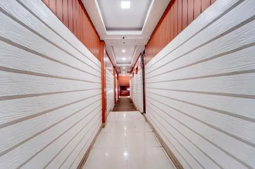 Super Hotel O Vadanappally Thrissur - Image 1