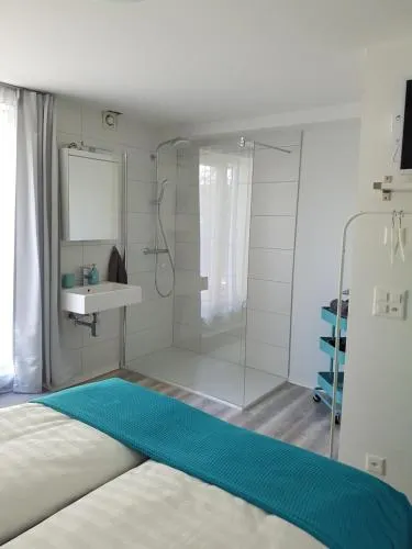 Lamana Apartments - Image 1