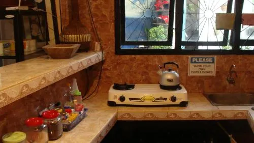 Sholeh Silver Hostel - Image 1