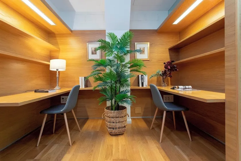 Exclusive Apartment 5BD in Seville. Carlos V - Image 1