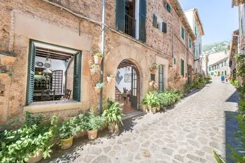 Trinseta - Image 1