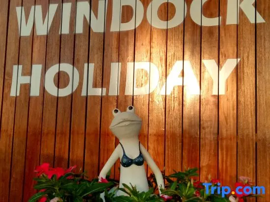 Windock & Dearwe Holiday Hotel - Image 1