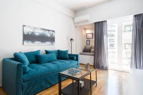 Bright Flat near the Acropolis by UPSTREET - Image 1