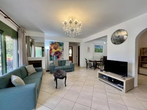 Villa Atlantis - Image 1