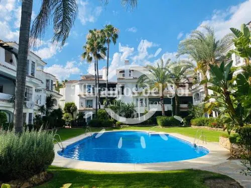 Apartamentos Serinamar Naranjos de Marbella - Image 1