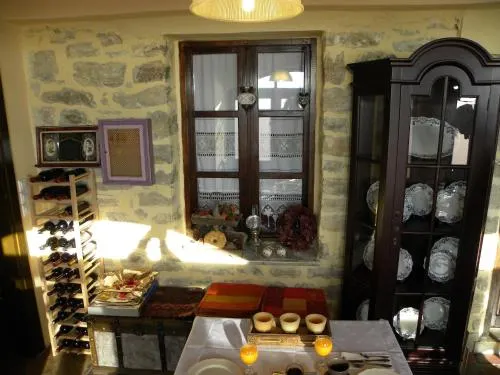 Argyro Guesthouse - Image 1