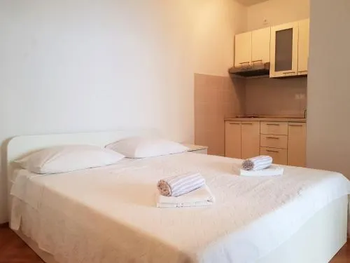 Guest House Perica - Image 1