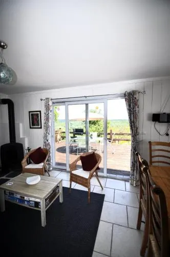 Vue De La Vallee Apartment - Image 1