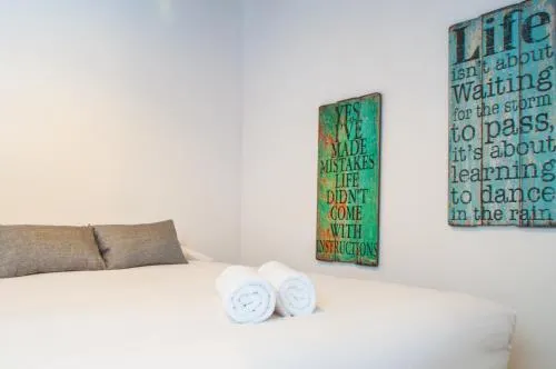 Poble Nou Design Apartment - Image 1