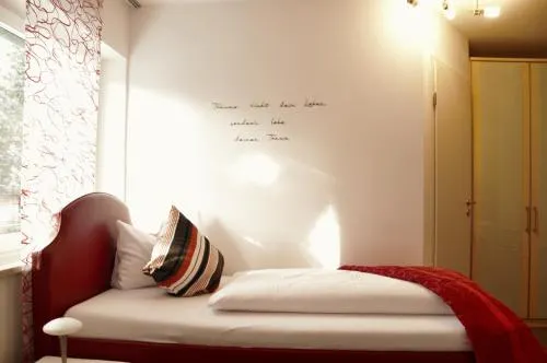 Hotel Park Ambiente - Image 1