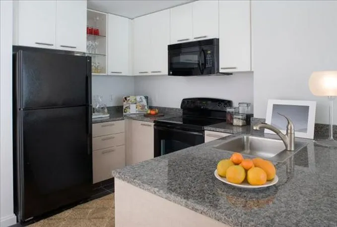 Third Square Apartments - Image 1