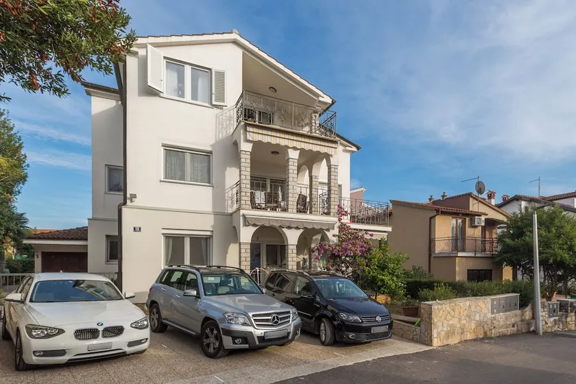 Apartment Elegant - Image 1