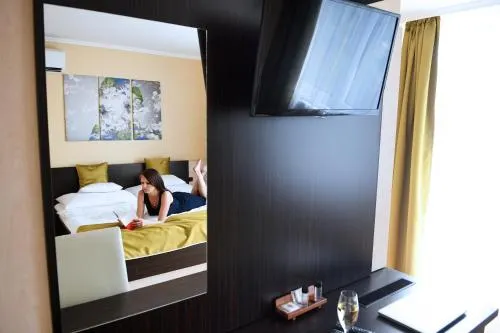 Wellness Villa - Image 1