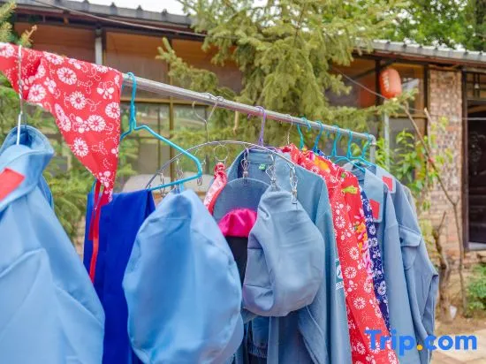 Yan'an Xinyuan Cave Homestay - Image 1