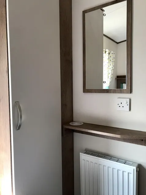 Captivating 2 bed 2021 Caravan in Isle of Wight - Image 1