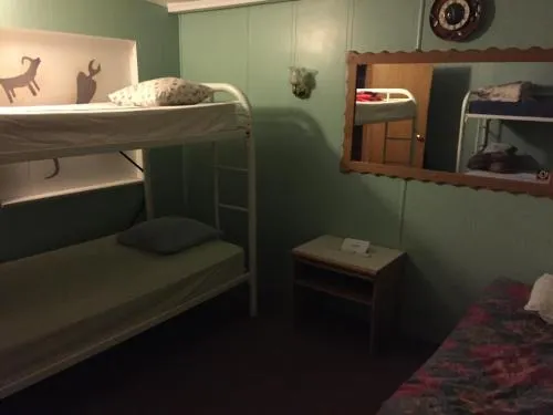 Lazy Lizard International Hostel - Image 1