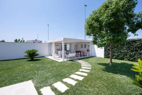 Calura Residence - Image 1