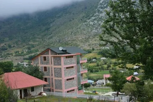 LURA Hotel - Image 1