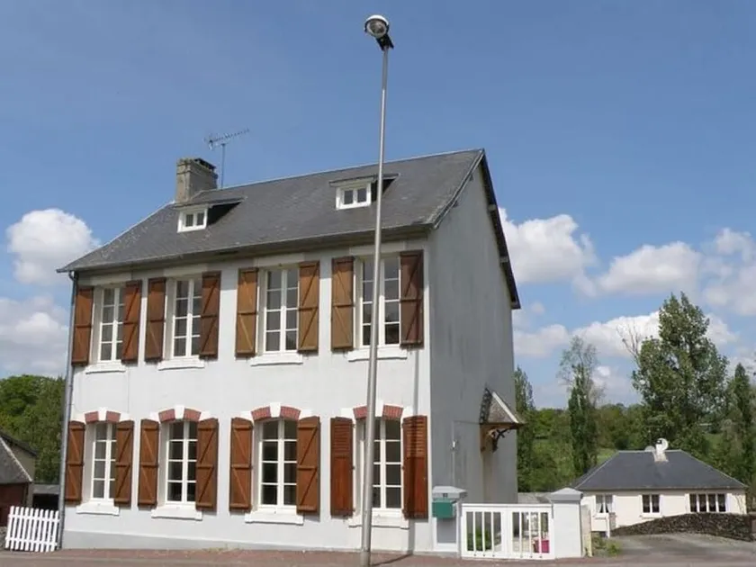 Normandy Fireplace Retreat - Image 1