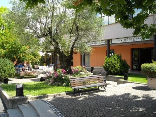 La Corte - Image 1