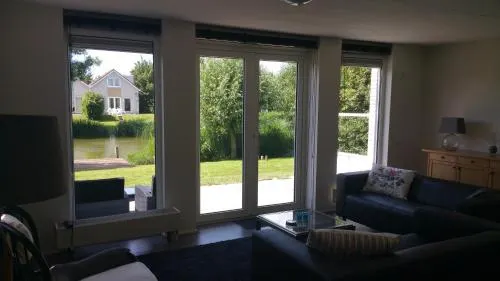 Solo Bungalow - Image 1