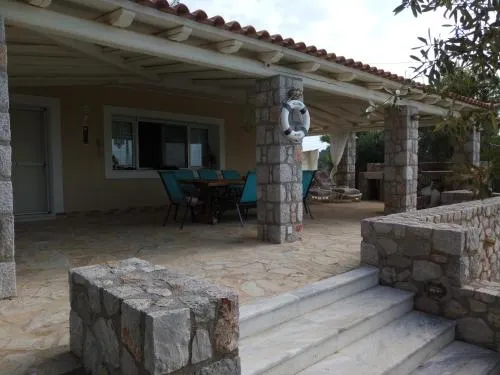 Villa Marialina Apartment - Image 1
