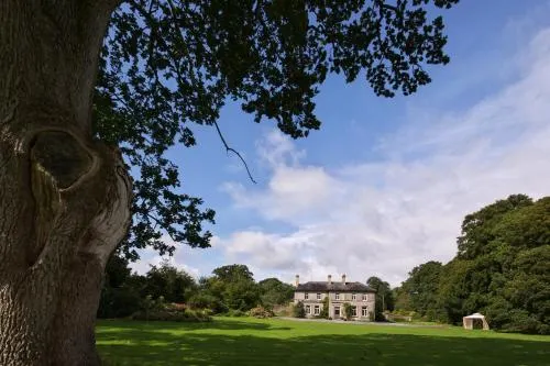 Mornington House - Image 1