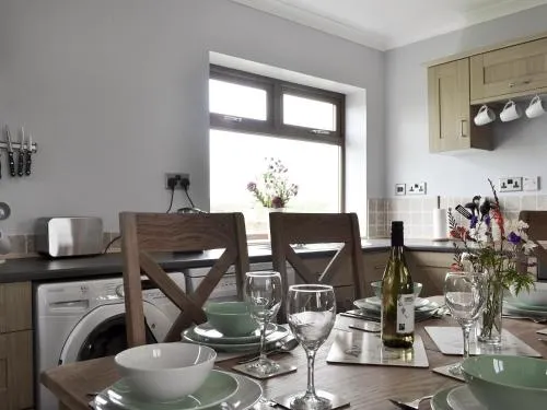 Mairi's Cottage - Image 1