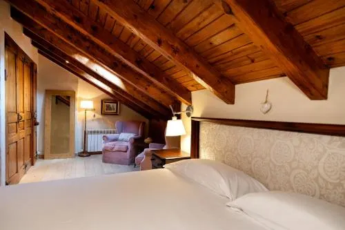 Pleta Ordino 51, Duplex rustico con chimenea, Ordino, zona Vallnord - Image 1