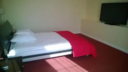 Yuca Hotel - Image 1