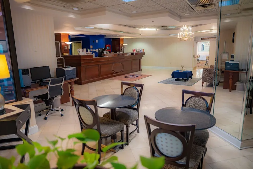 Ramada Plaza by Wyndham Hagerstown - Image 1