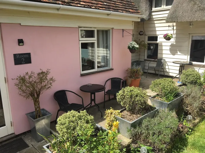 The Willows Guest House - Image 1