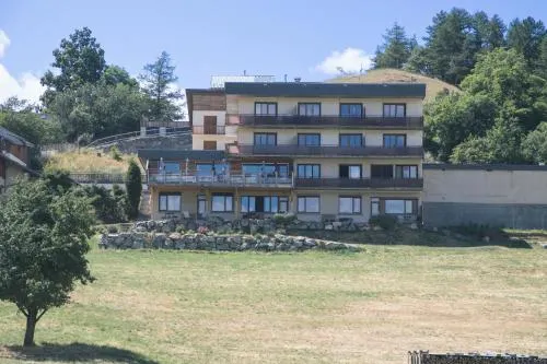 Les Sorbiers Hotel - Image 1