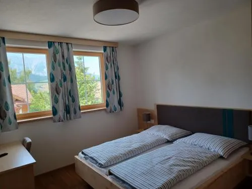 Chalet Petra - Image 1
