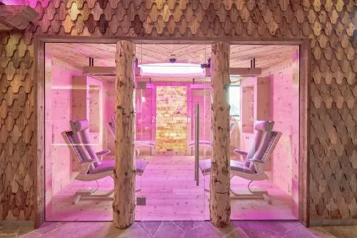 Superior Alpine Wellnesshotel Karwendel - Image 1