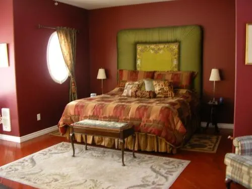 English Country Garden Bed and Breakfast - Image 1