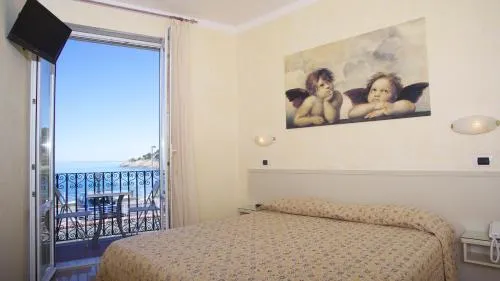 Hotel Feluca - Image 1