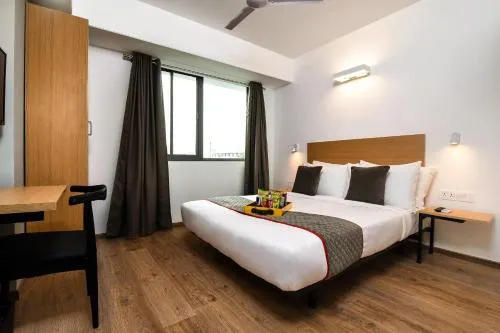 Oyo 10345 Hotel Palm's - Image 1