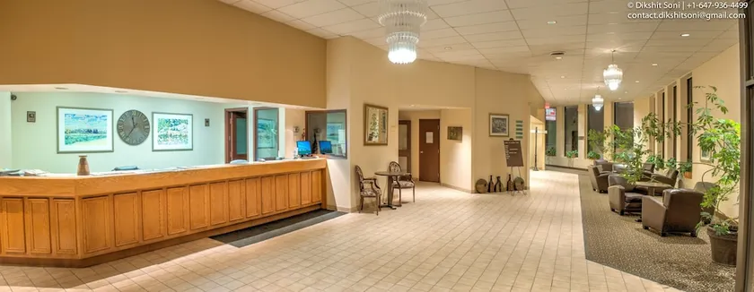 Ramada by Wyndham Lindsay - Image 1