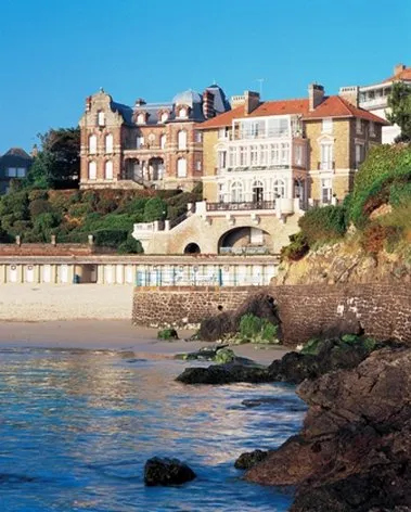 Hôtel Villa Reine Hortense Dinard - Image 1