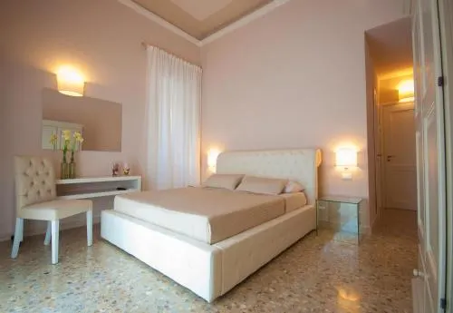 Suite Barocca Bed And Breakfast - Image 1