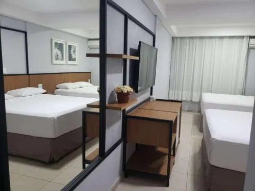 Pratti Hotel - Image 1