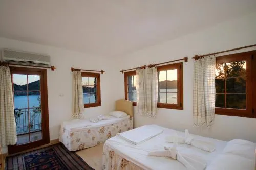 Baba Veli Pension - Image 1