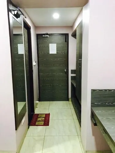 Hotel Vaishali Residency - Image 1