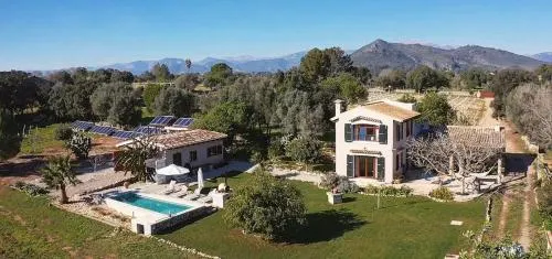Los Dos Caballeros Winery & Vacation Rental - Image 1