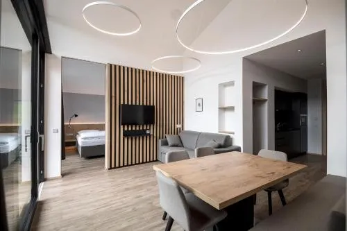 Residence Fever - Image 1